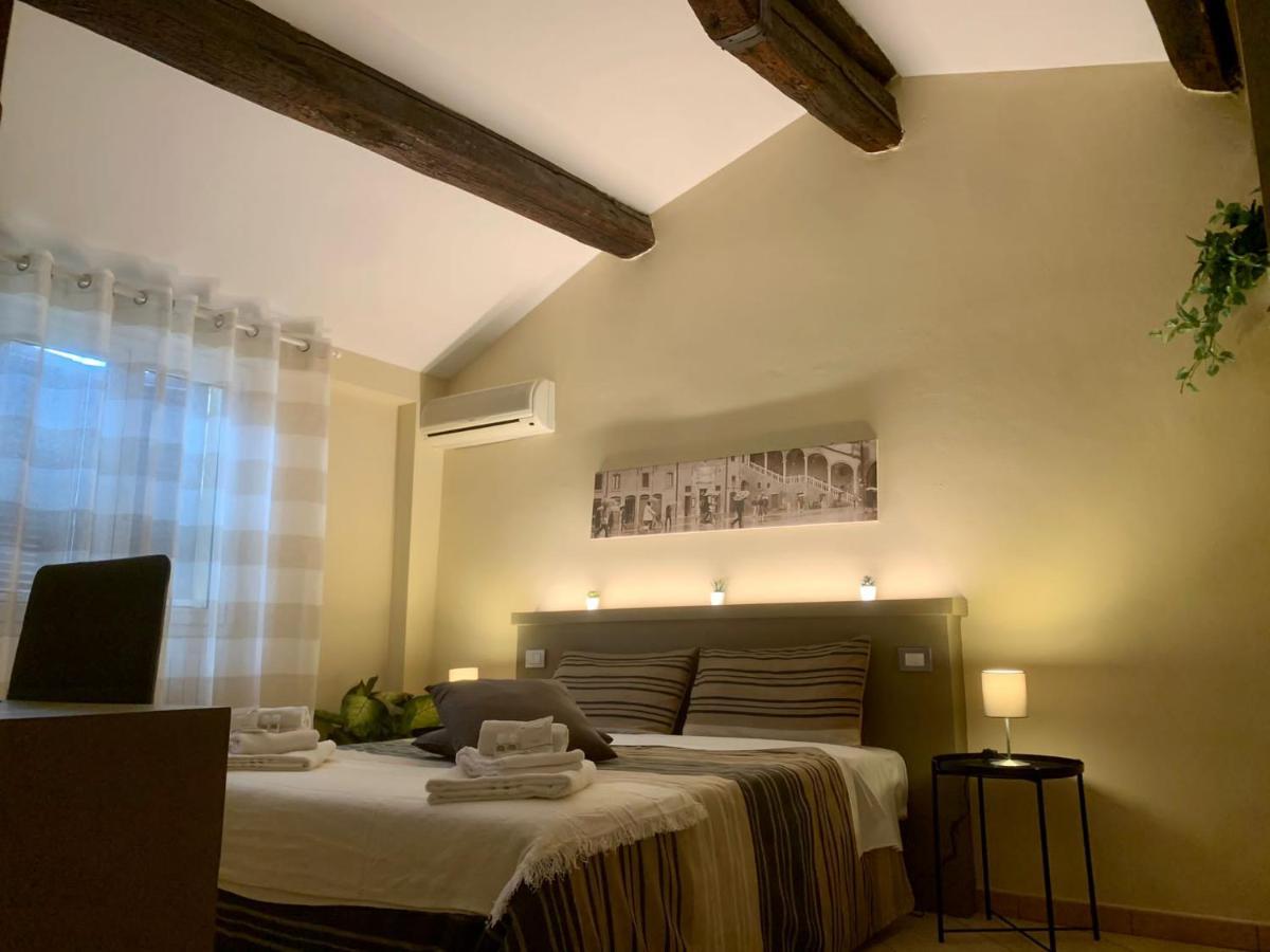 Smart Hotel Ferrara Buitenkant foto