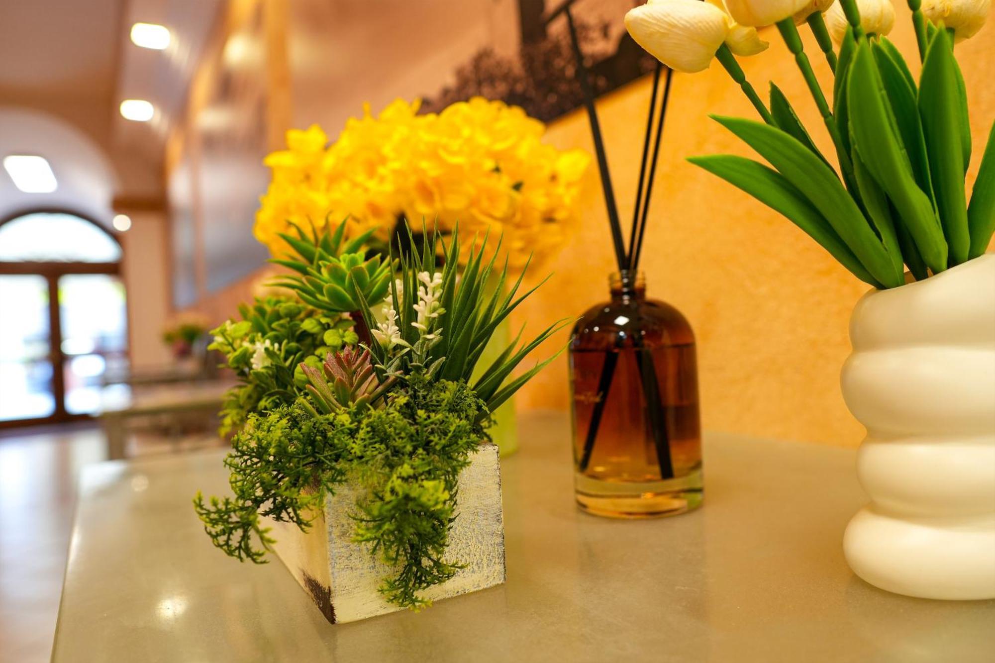 Smart Hotel Ferrara Buitenkant foto