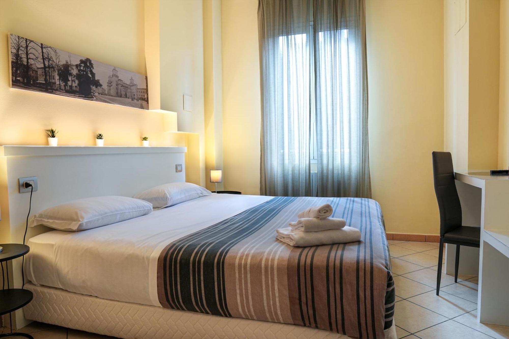 Smart Hotel Ferrara Buitenkant foto