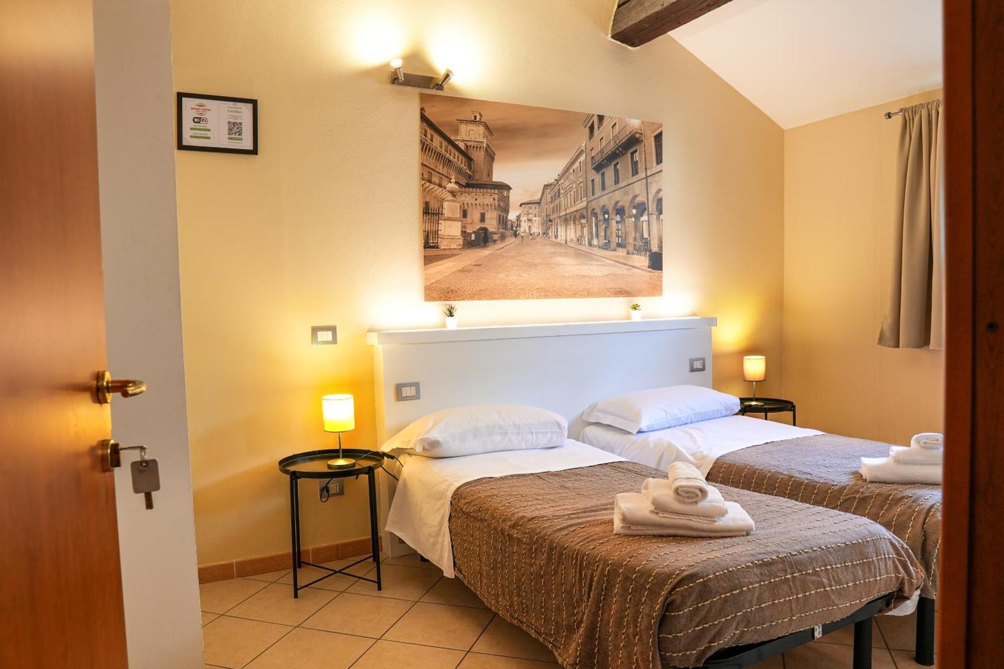 Smart Hotel Ferrara Buitenkant foto
