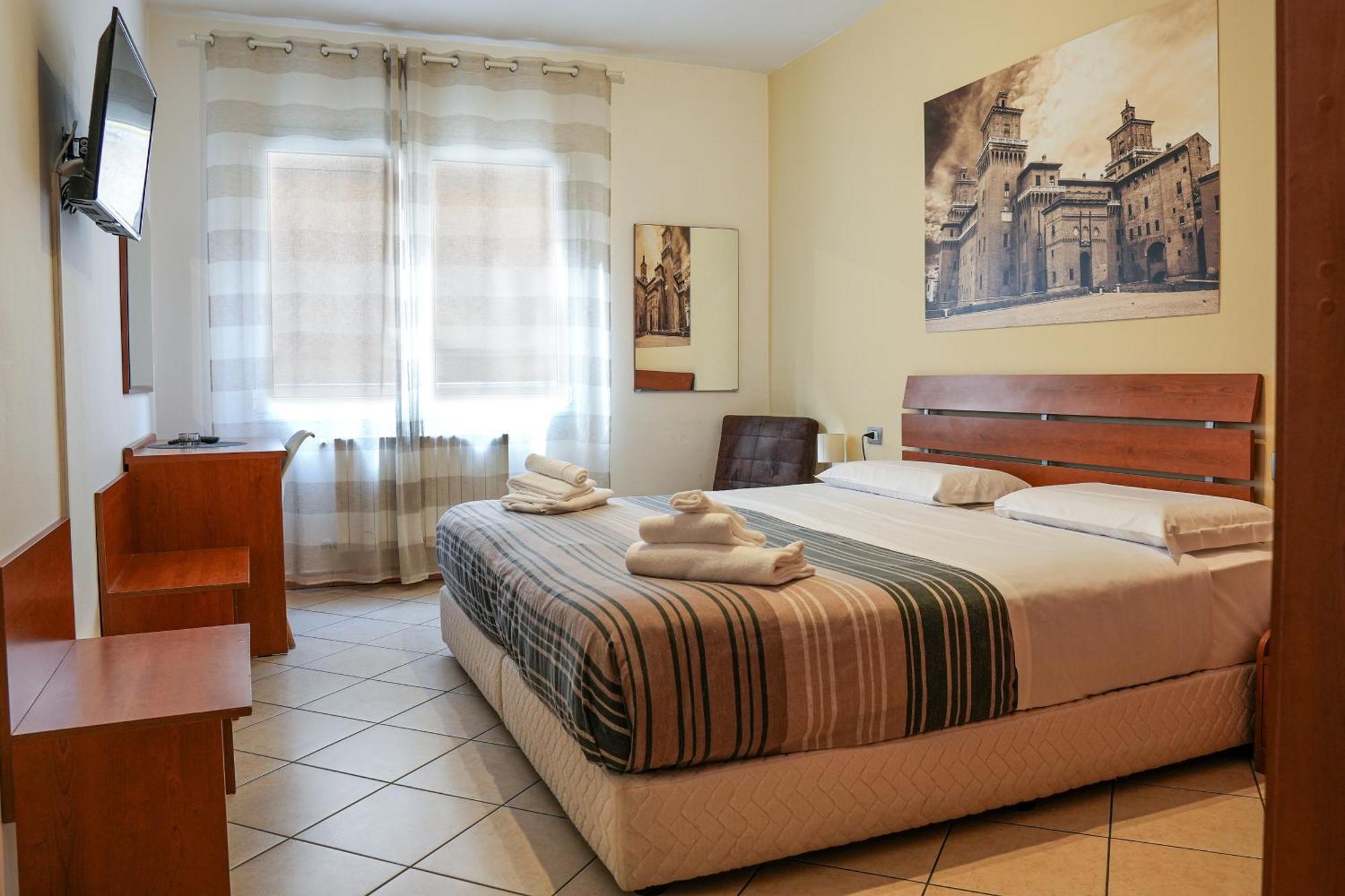 Smart Hotel Ferrara Buitenkant foto