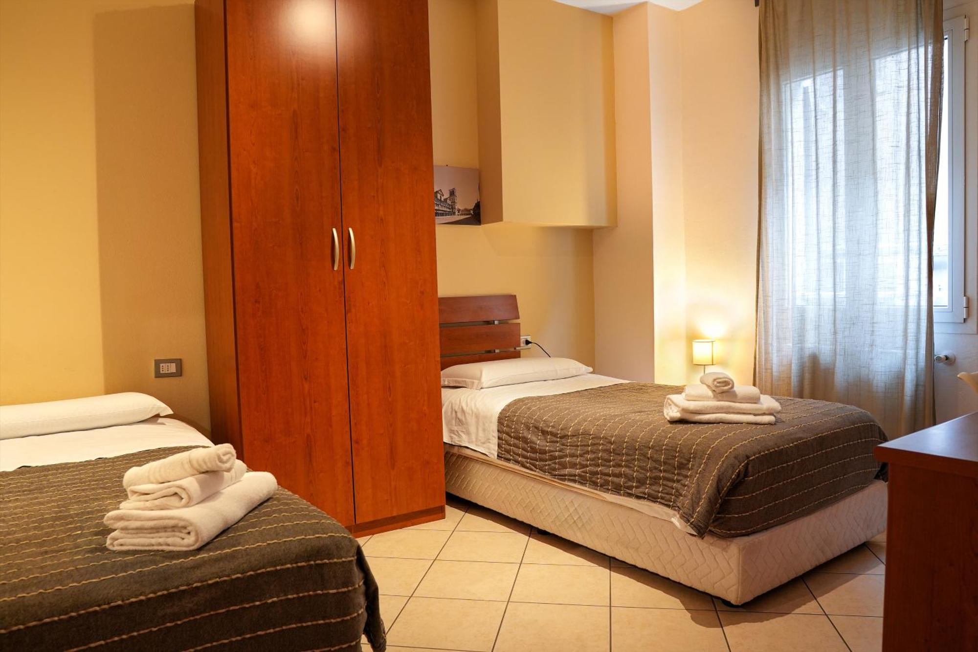 Smart Hotel Ferrara Buitenkant foto